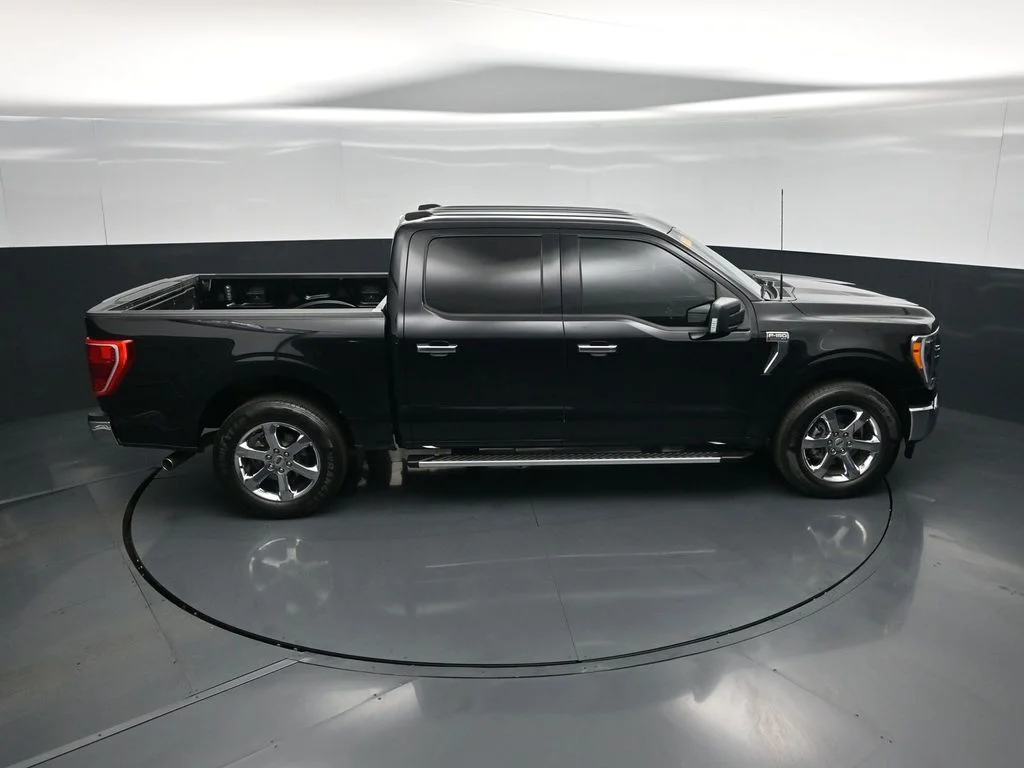 Used 2023 Black Ford XLT image 37