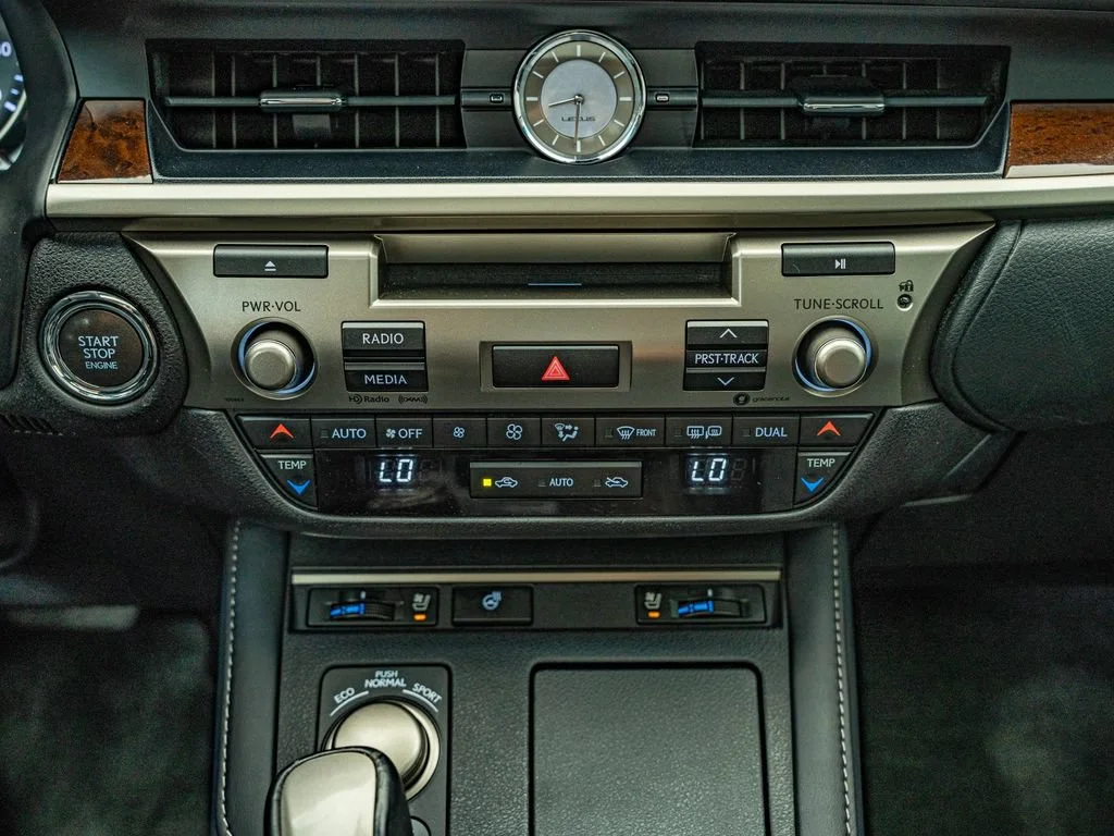 Used 2018 Silver Lexus 350 image 28
