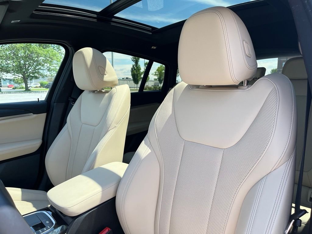 Certified Used 2025 Alpine White BMW xDrive30i image 29