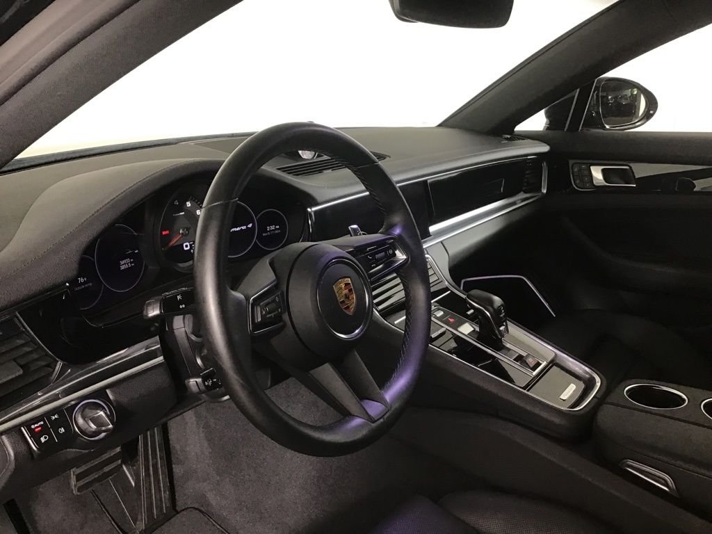 Certified Used 2023  Porsche 4 image 4