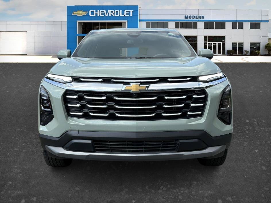 Used 2026 Cacti Green Chevrolet FWD LT image 7