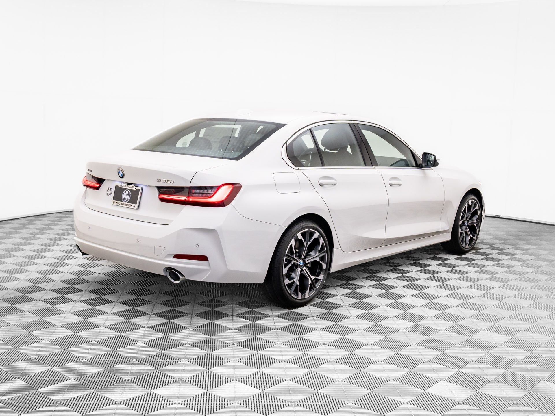 New 2026 Alpine White BMW 330i xDrive image 6