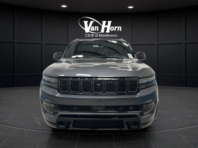 Used 2024 Baltic Gray Metallic Clearcoat Jeep Series III image 8