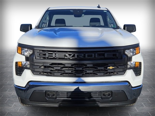 2024 Chevrolet Silverado 1500 photo 2