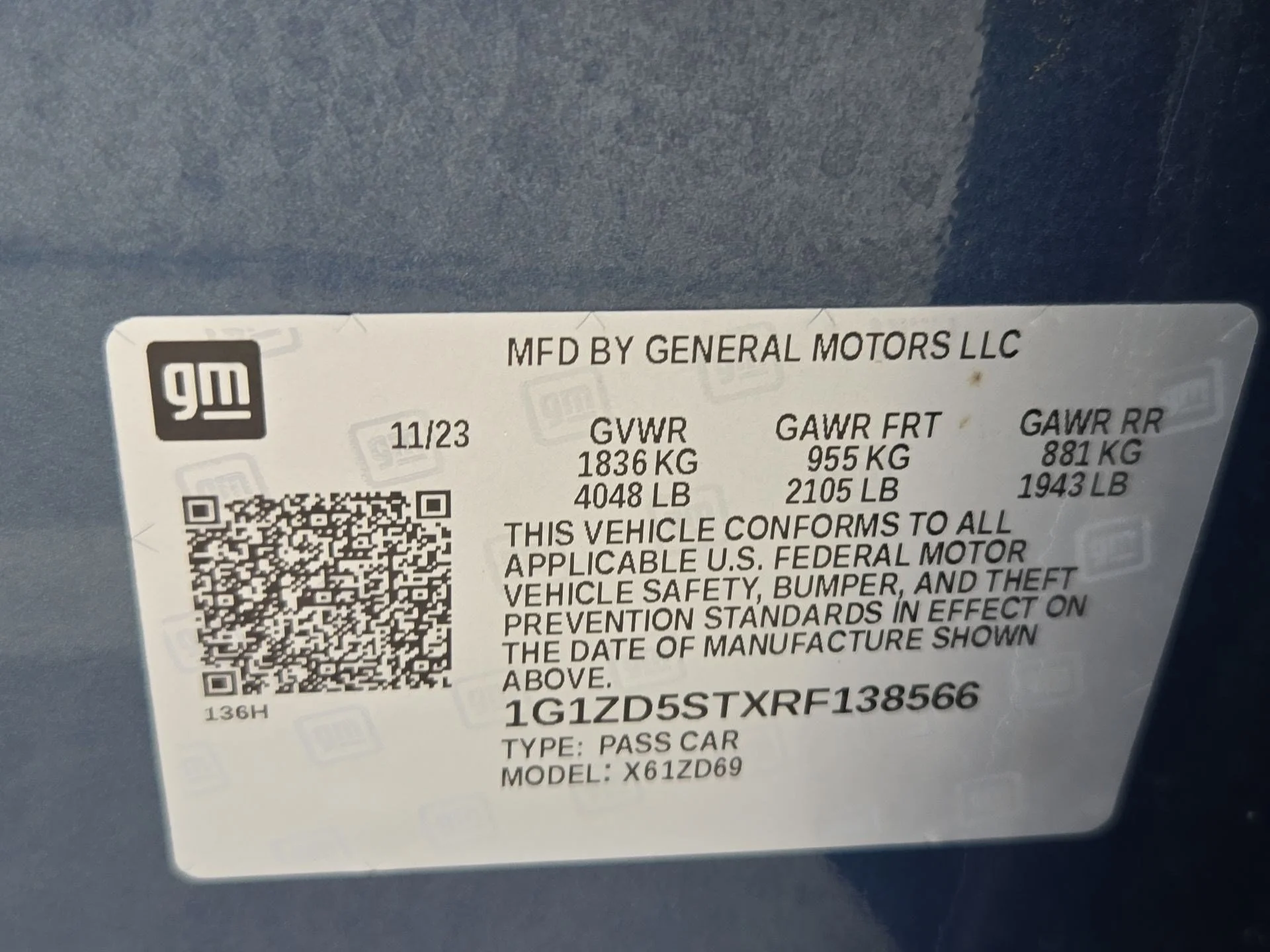 Used 2024 Lakeshore Blue Metallic Chevrolet LT image 33