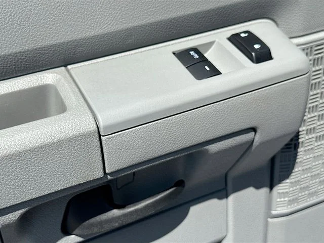 New 2025 Oxford White Ford 12
