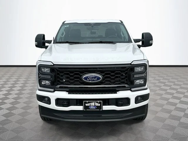 New 2026 Oxford White Ford XL image 2