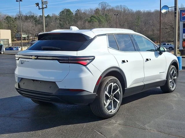 New 2026 White Chevrolet LT image 6
