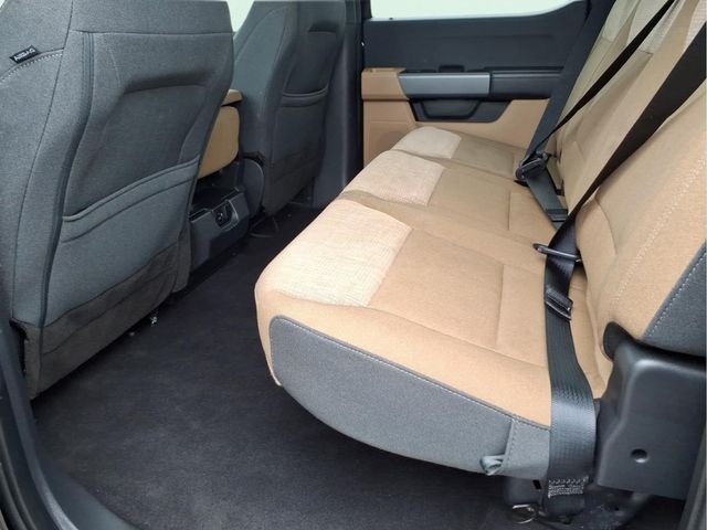 Used 2023 Black Ford XLT image 16