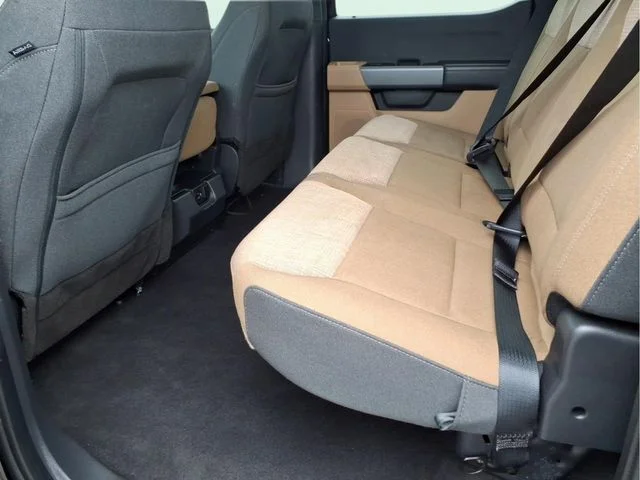 Used 2023 Black Ford XLT image 16