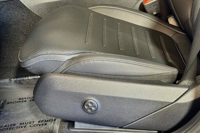 New 2026 MANUFAKTUR Alpine Grey Mercedes-Benz GLC 300 image 46