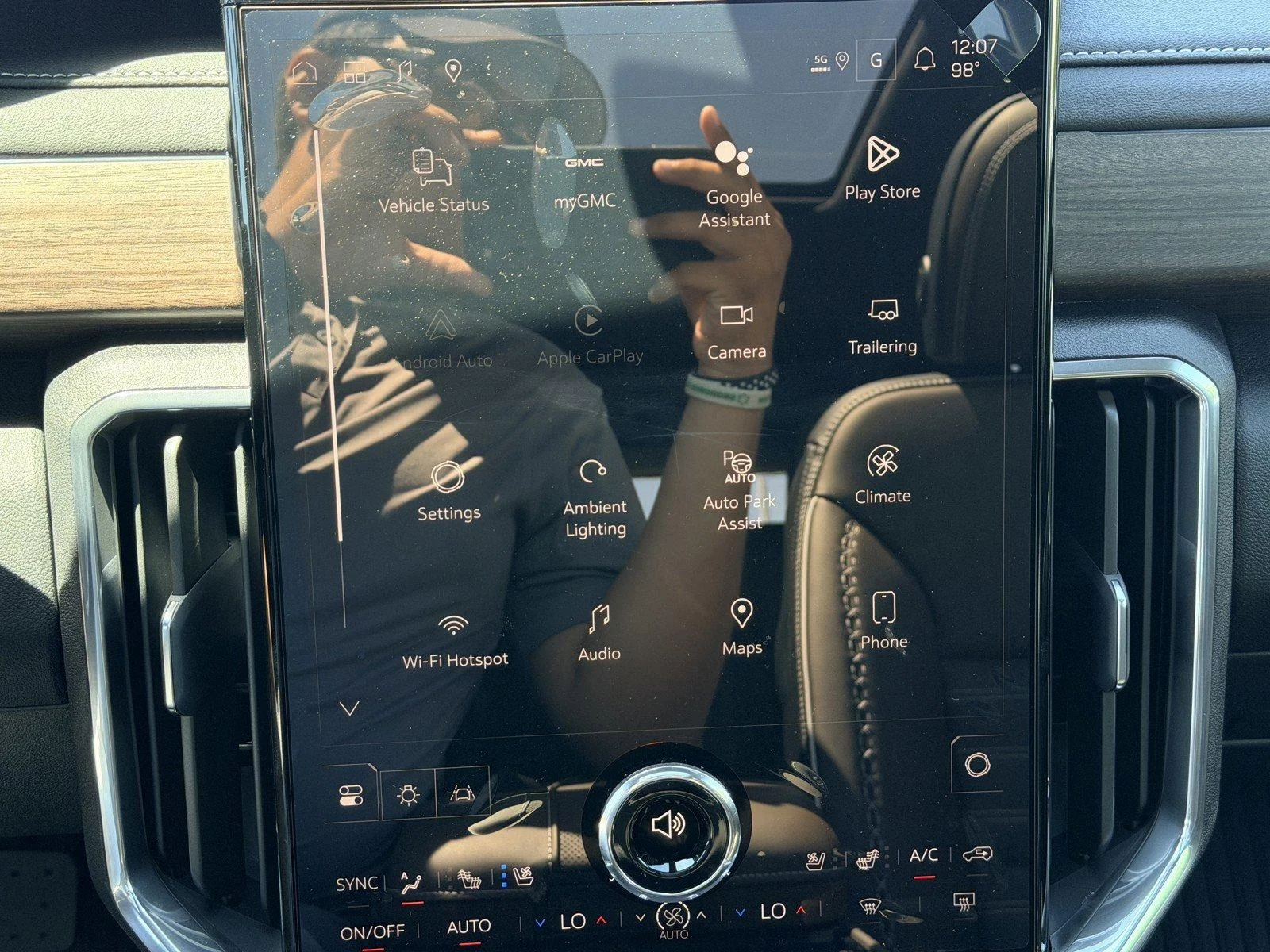 New 2026 Ebony Twilight Metallic GMC Denali Ultimate image 24