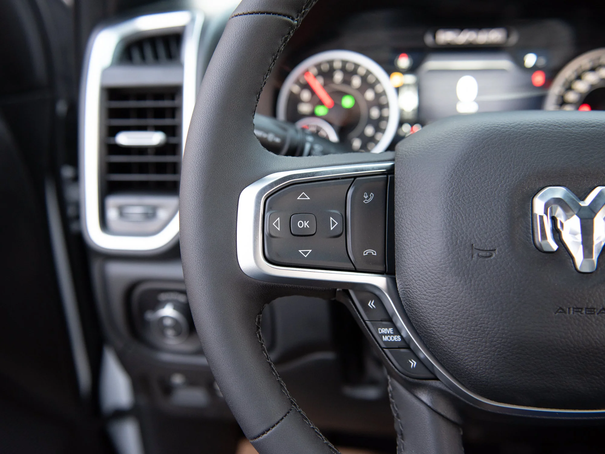 New 2026 White RAM Big Horn Night* Crew Cab 4x4, Heated Seats/Wheel, Alpine Audio, Level 2 Equip Group image 14