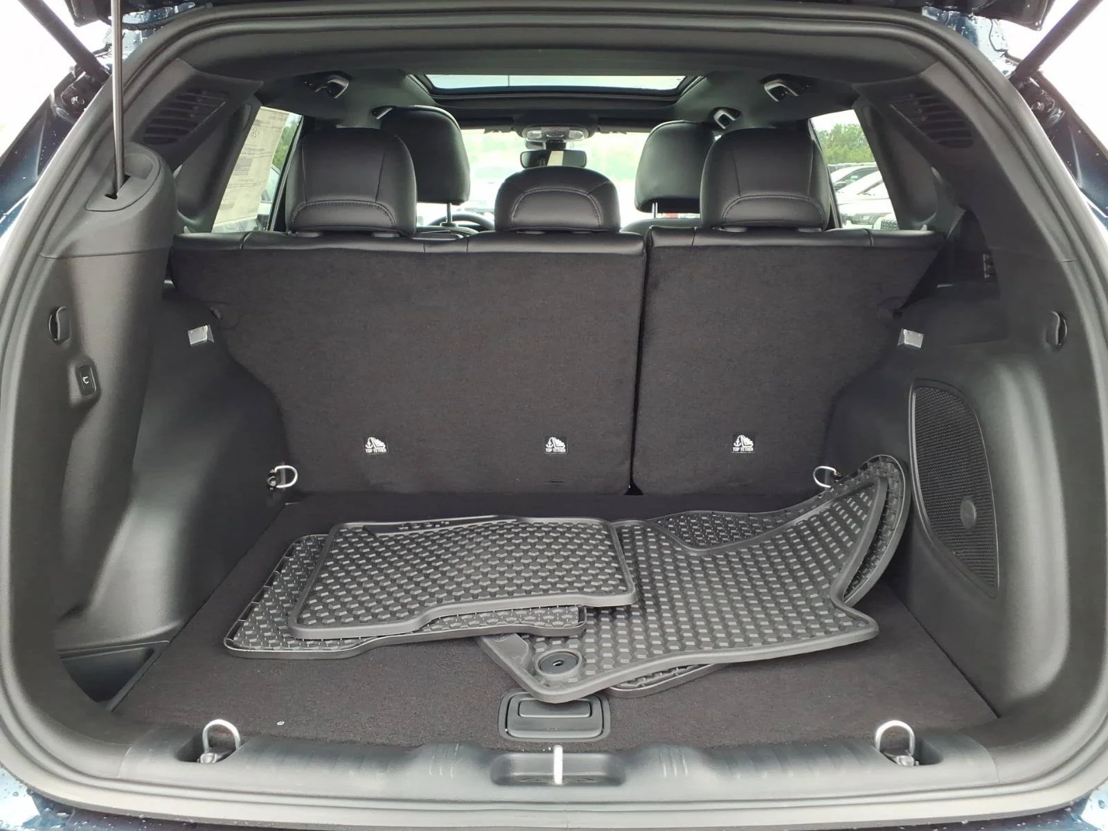 New 2026 Fathom Blue Pearl Coat Jeep Trailhawk image 19