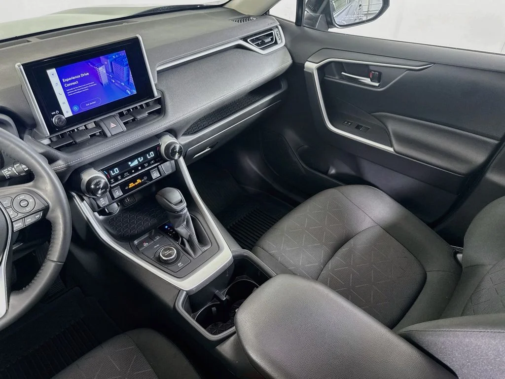 Used 2024 Magnetic Gray Metallic Toyota Hybrid XLE image 23
