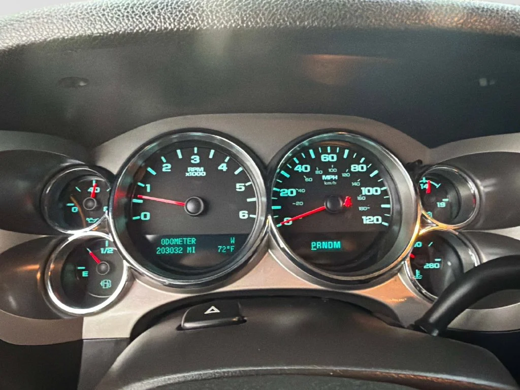 Used 2013 White Chevrolet LT image 28