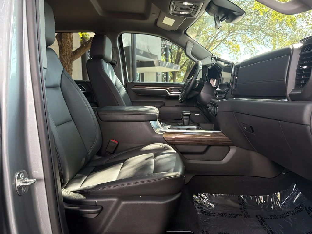 Used 2025 Gray Chevrolet LT Trail Boss image 30