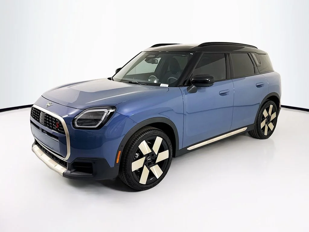 2027 MINI Countryman's photo