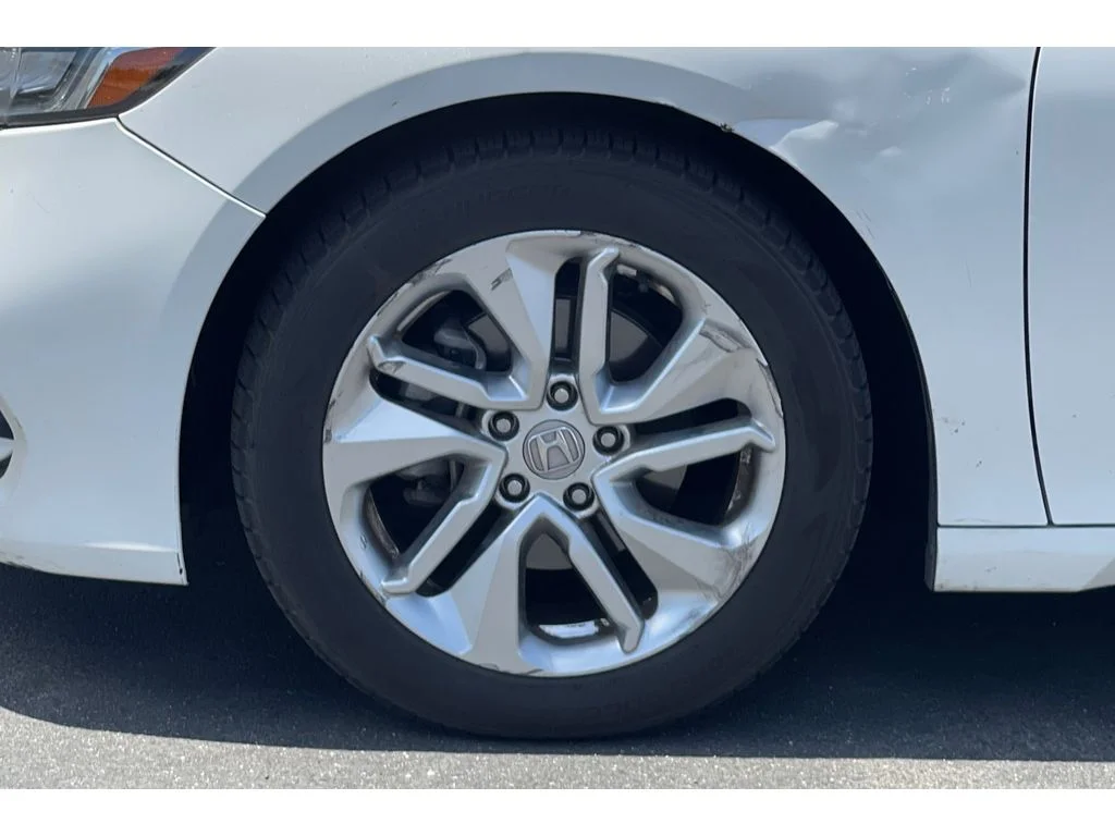 Used 2019 Platinum White Pearl Honda LX 1.5T image 10