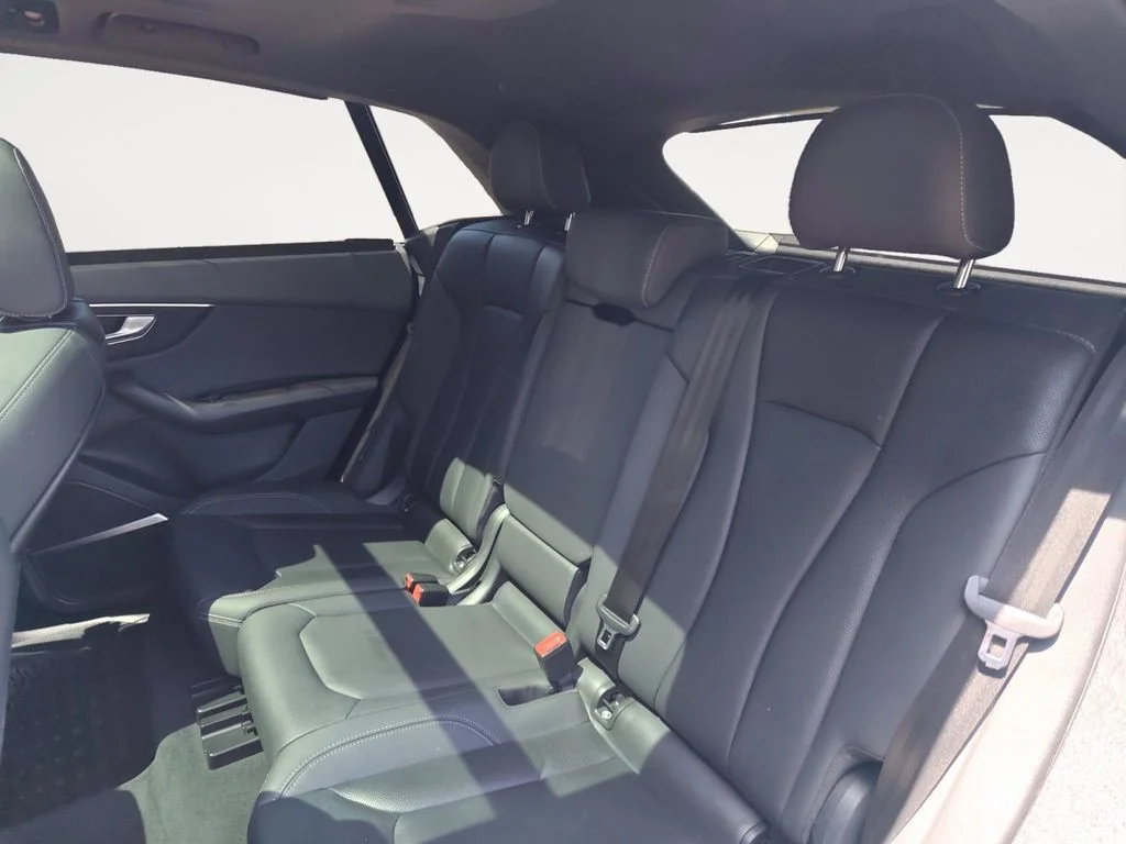 Used 2021 White Audi 55 Prestige image 13