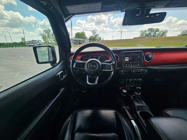 Used 2020 Gray Jeep Rubicon image 13