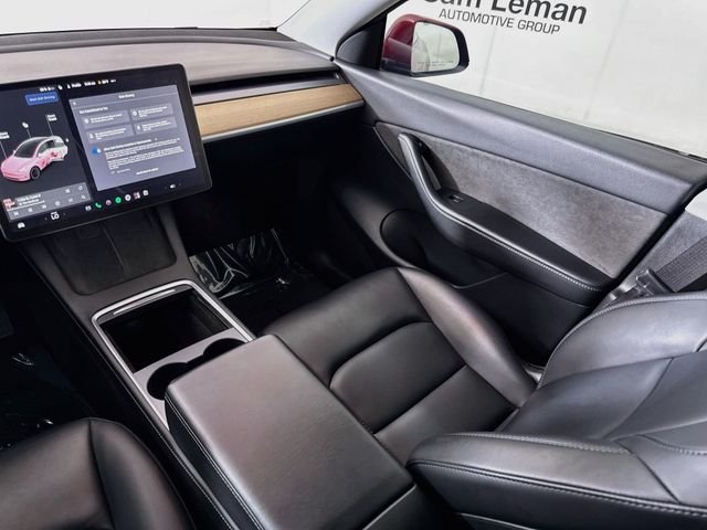 Used 2021  Tesla Long Range image 24