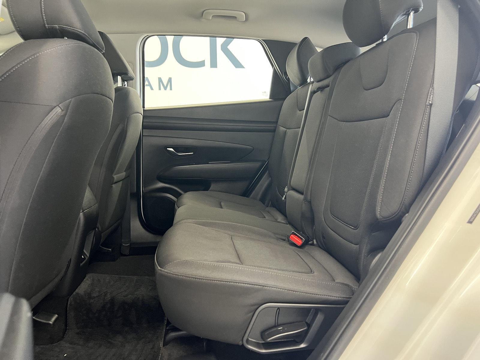Certified Used 2025 Serenity White Pearl Hyundai SE image 25