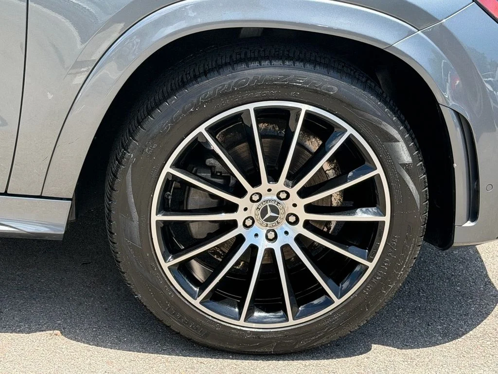 Used 2023 Gray Mercedes-Benz GLE 350 image 9