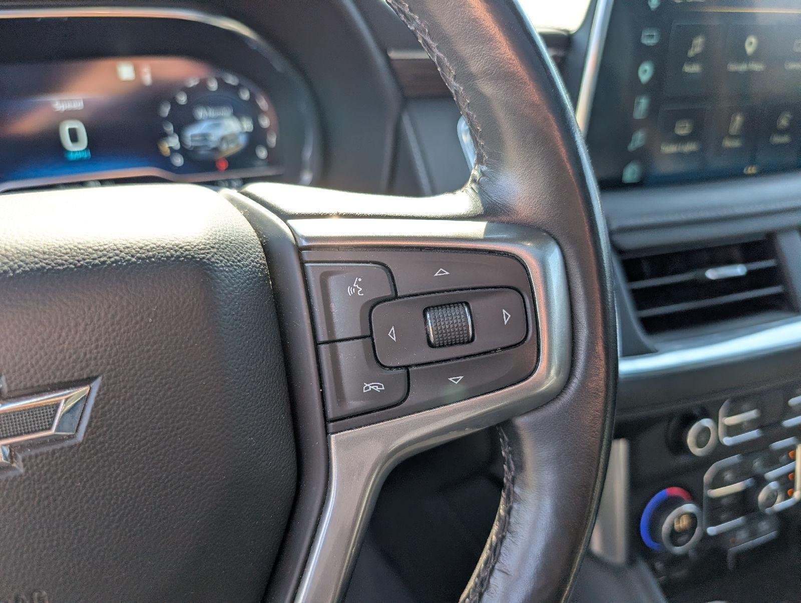 Used 2023 Summit White Chevrolet Z71 image 14