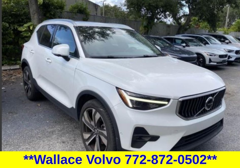 Used 2023 White Volvo Ultimate image 3