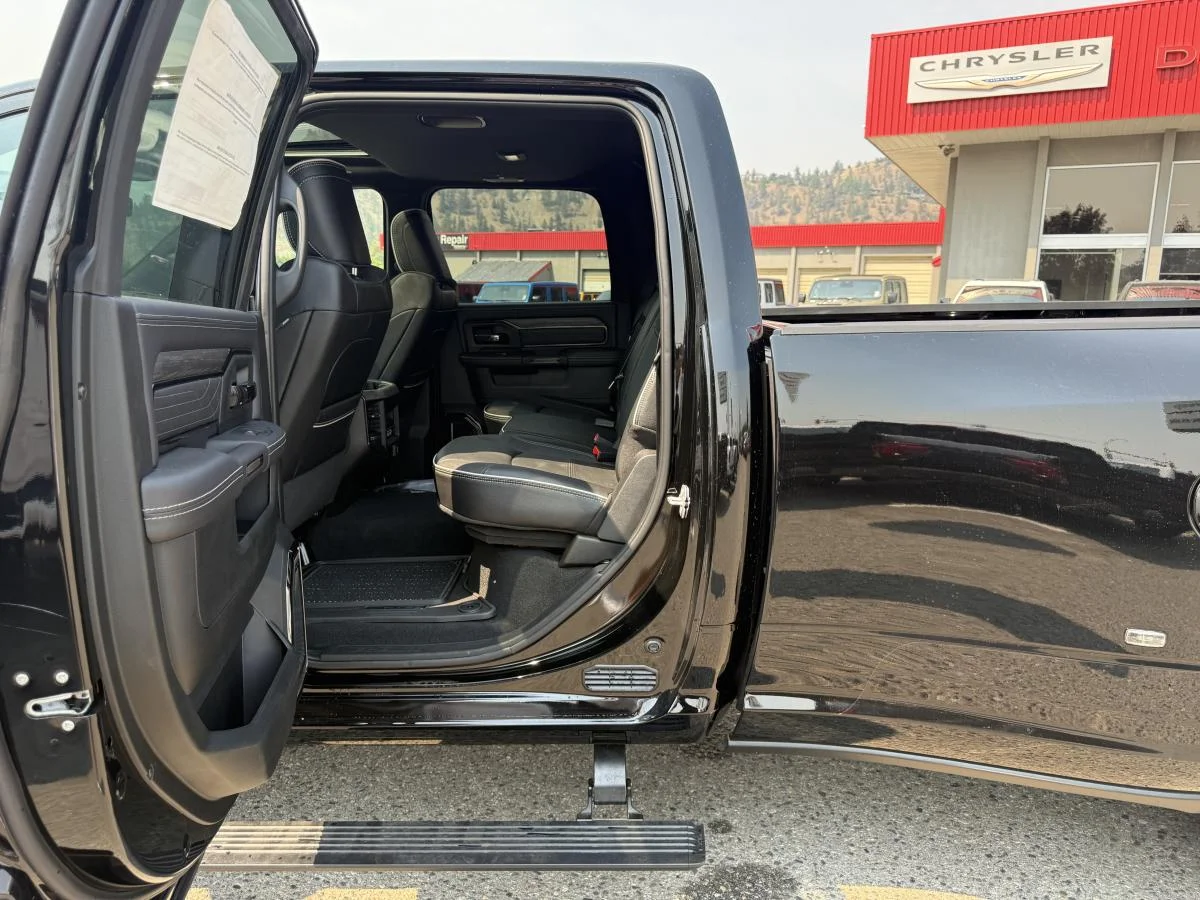 New 2026 Black RAM Limited image 18