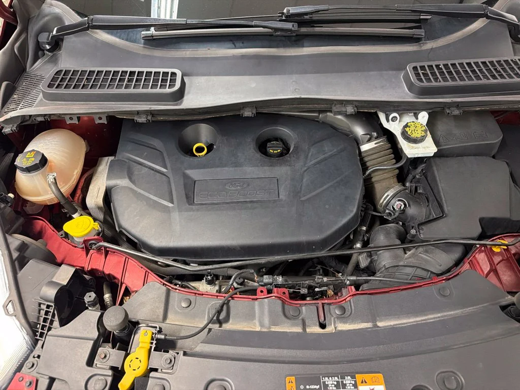 Used 2018 Red Ford SE image 13