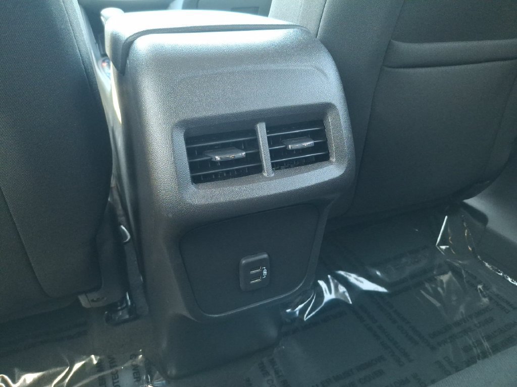 2024 Chevrolet Equinox LT - Photo 21