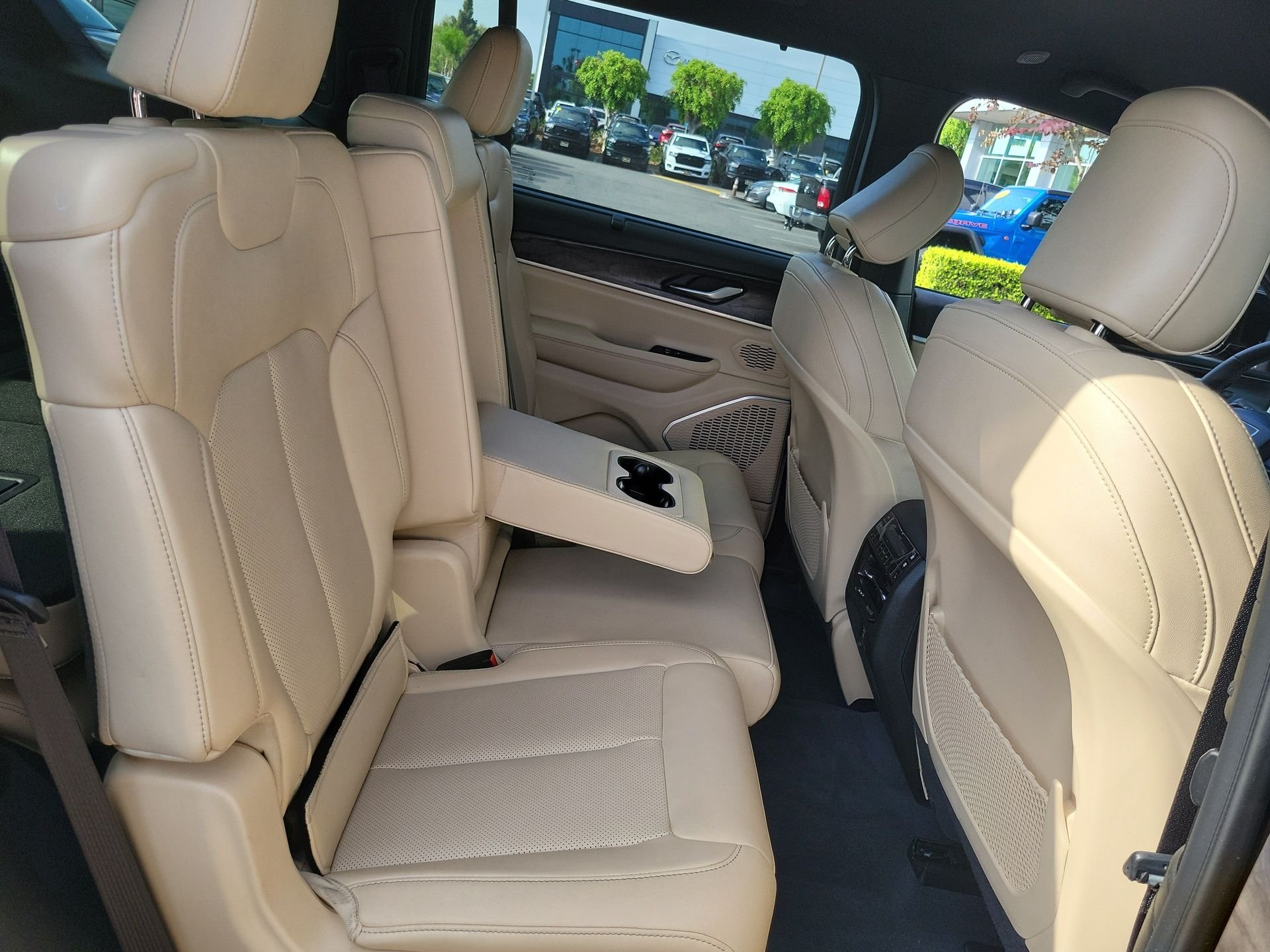Certified Used 2023 Gray Jeep Limited image 18
