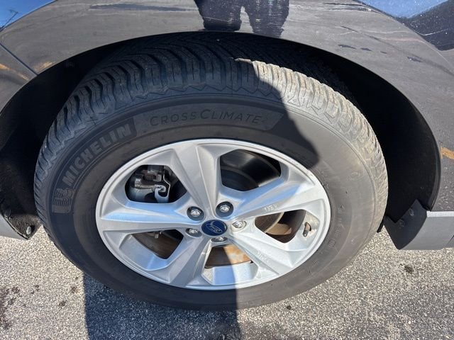 Used 2020 Ford Edge SE with VIN 2FMPK4G94LBA60768 for sale in Manistee, MI