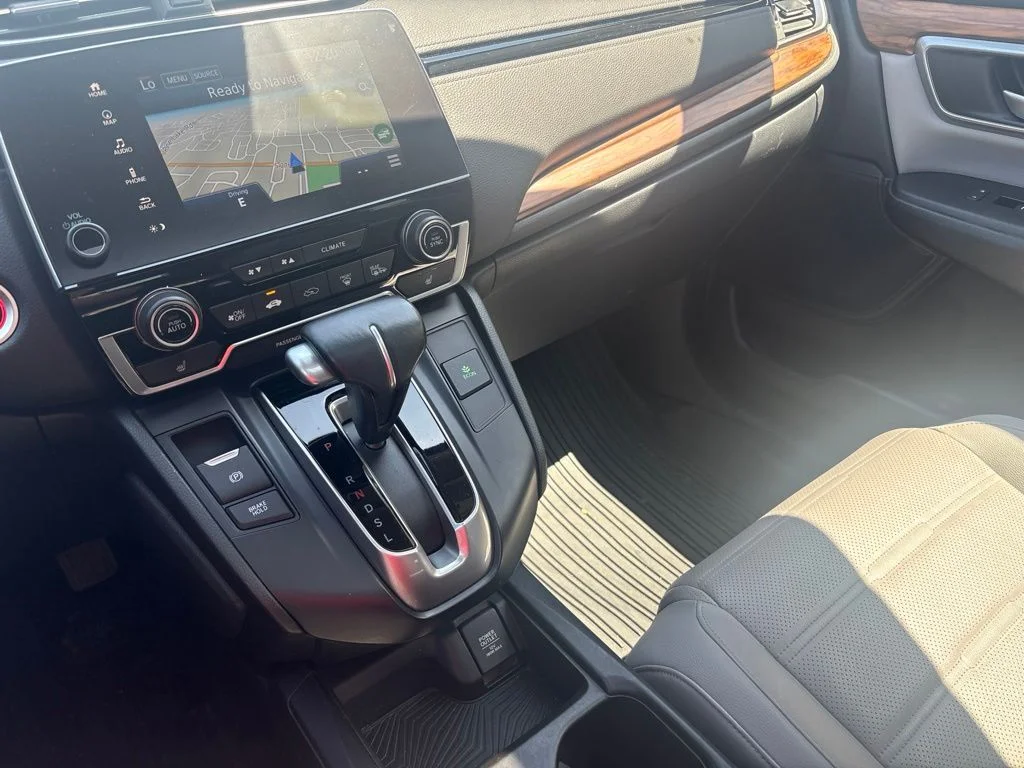 Used 2017 Blue Honda Touring FWD image 23
