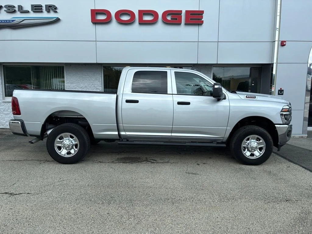 2026 RAM 2500 Tradesman - Photo 7