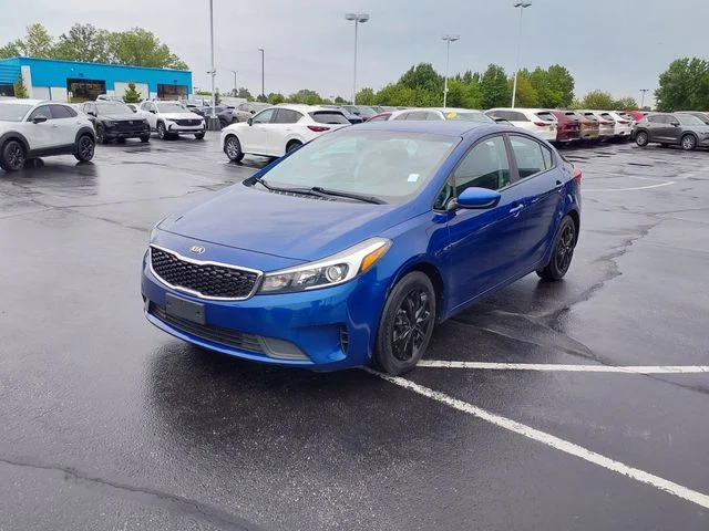 Used 2018 Blue Kia LX image 4