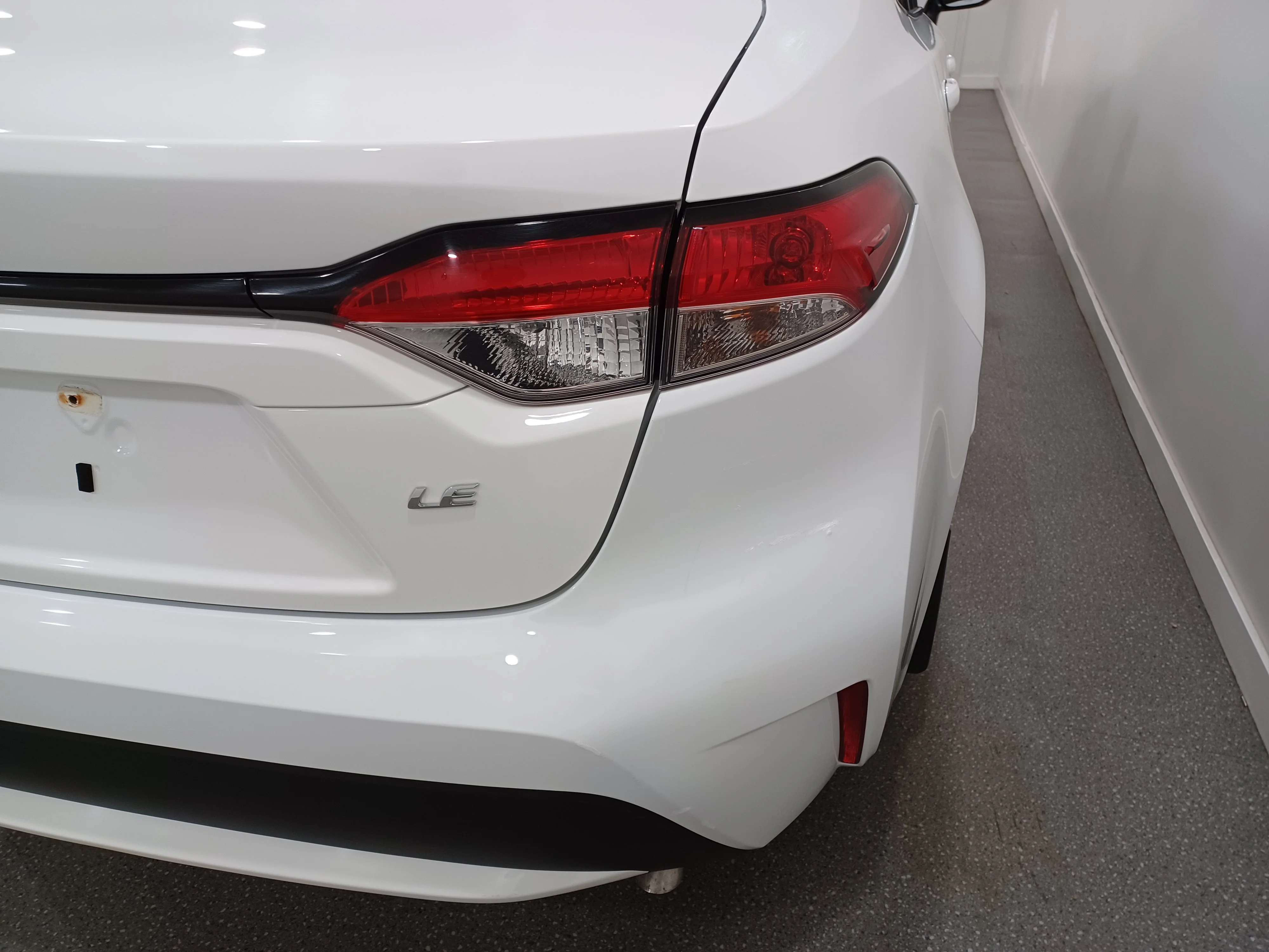 Certified Used 2022 White Toyota LE*Great on Fuel | Adaptive Cruise | Htd Seats | Park Assist | Lane Keep Assist | Blind Spot Detect image 21