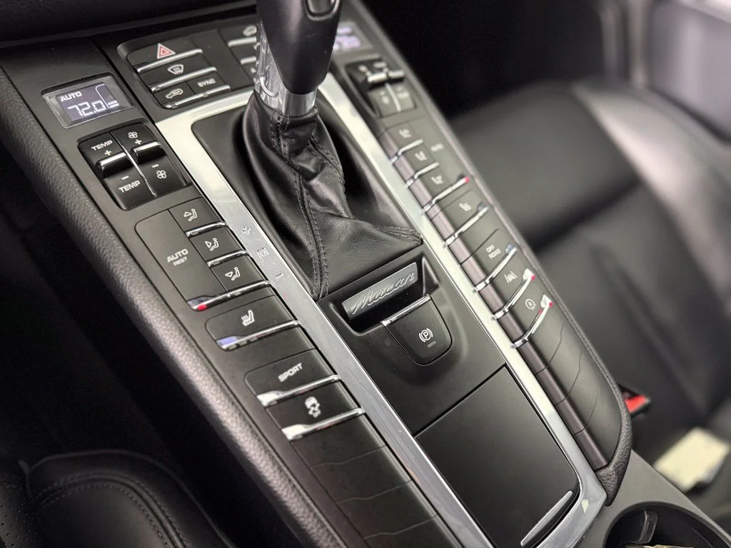 Used 2018 White Porsche S image 26