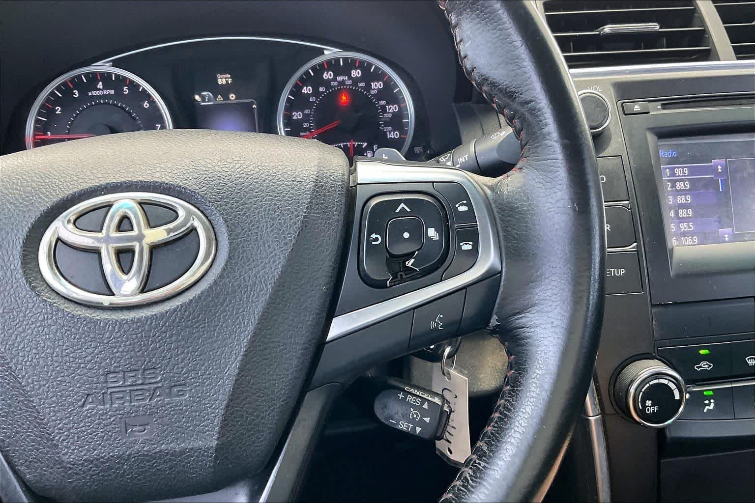 Used 2015 Predawn Gray Mica Toyota SE image 21