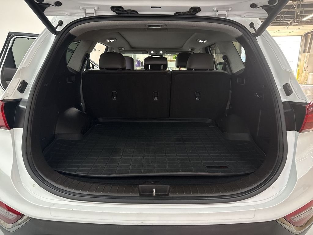 Used 2020 Quartz Hyundai Limited image 12