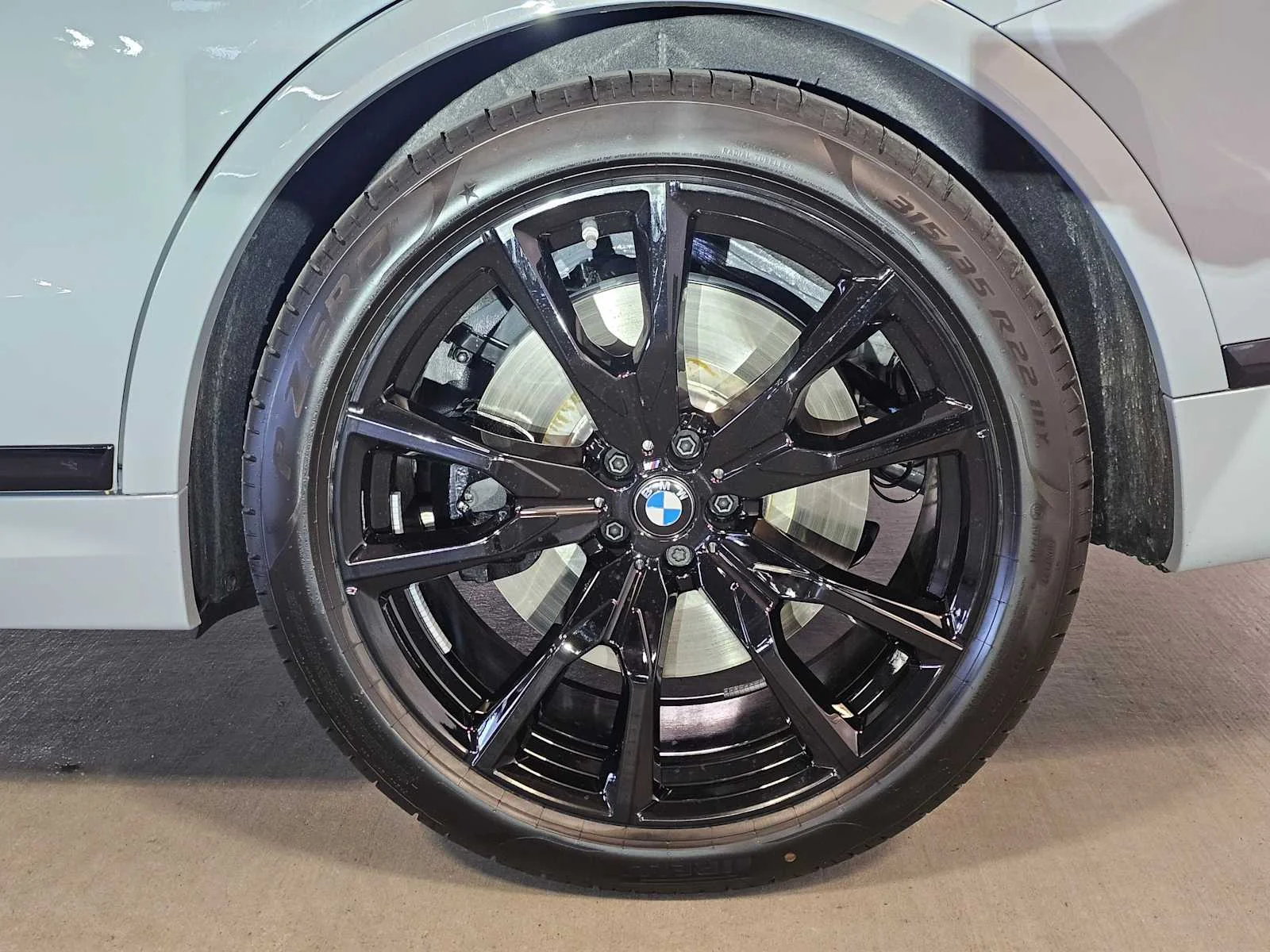 New 2026 Brooklyn Grey Metallic BMW M60i image 8