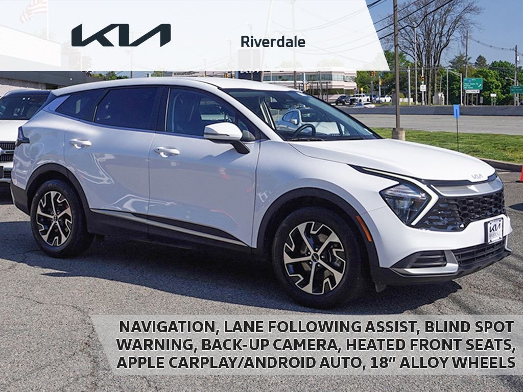 Used 2023 White Kia EX image 1