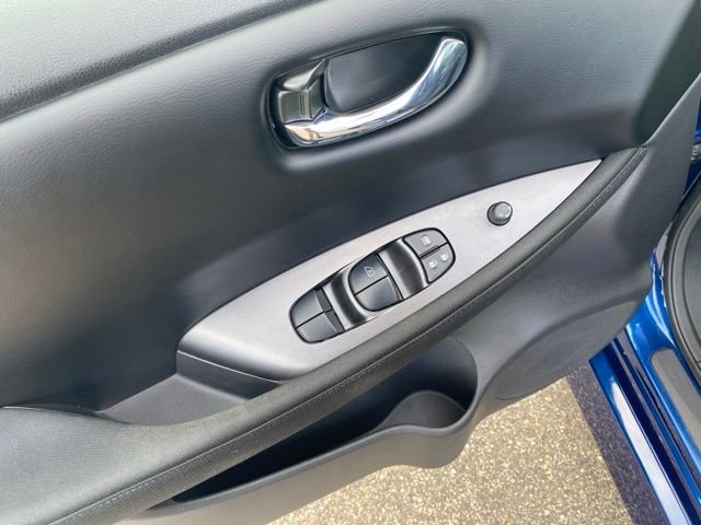 Used 2023 Deep Blue Pearl Nissan S image 36