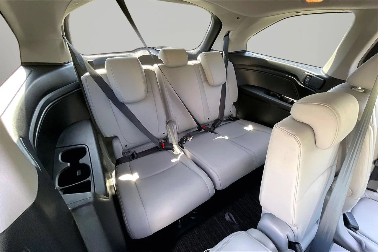 Certified Used 2024  Honda EX-L image 25