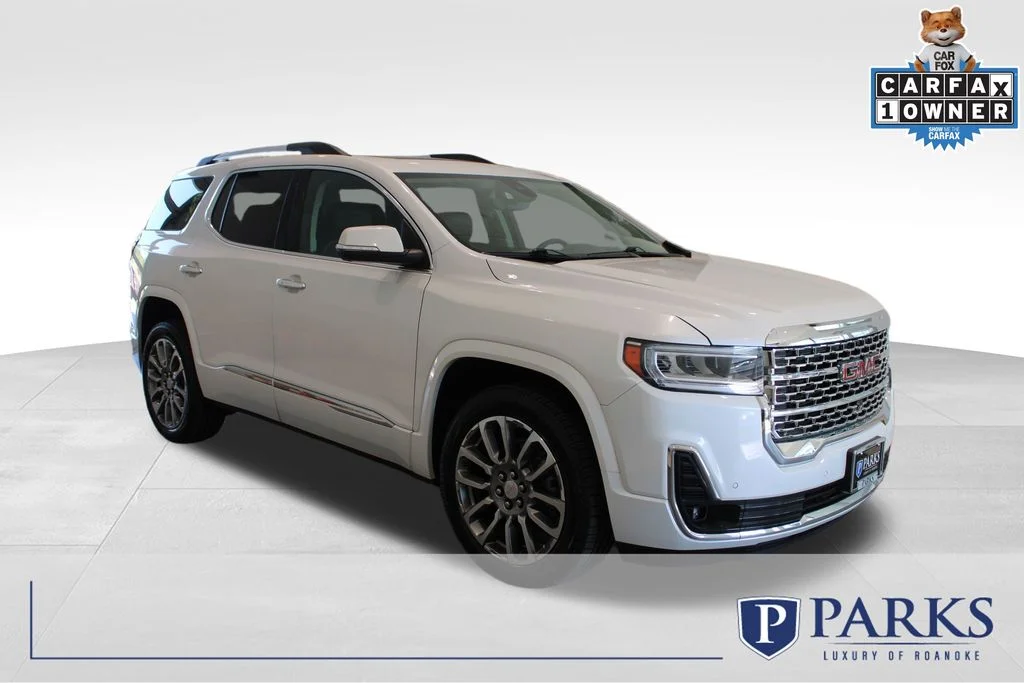 2023 GMC Acadia Denali AWD's photo