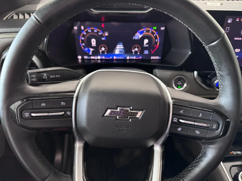 2025 Chevrolet Colorado ZR2 - Photo 12