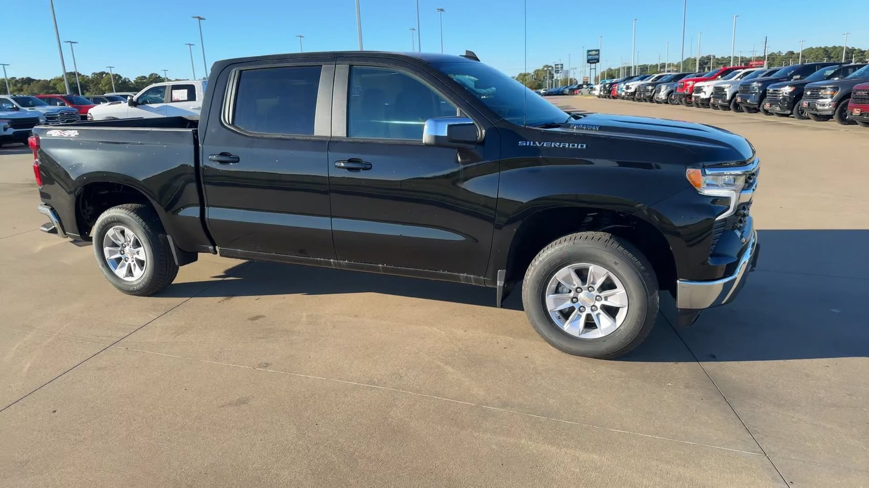 2026 Chevrolet Silverado 1500 LT - Photo 9