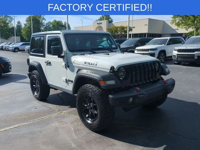 Used 2022 White Jeep Willys image 7